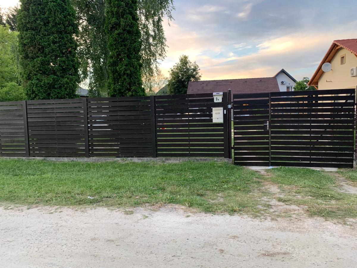 Balatonmariafuerdo Nyaralo别墅 外观 照片